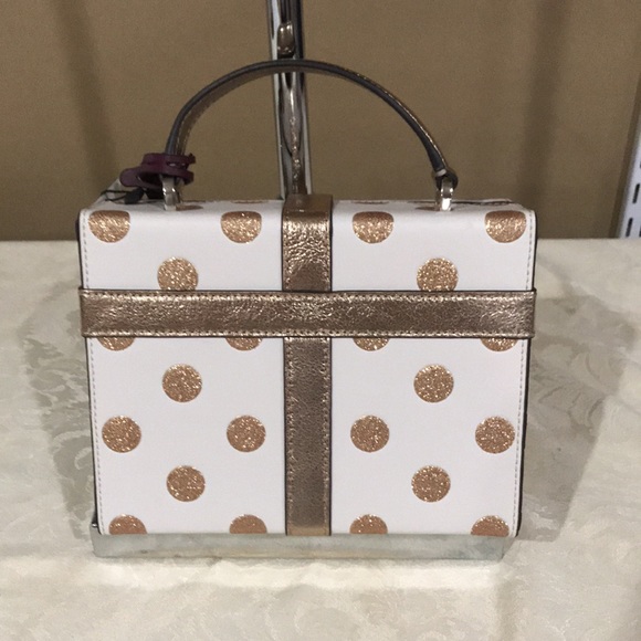 Kate Spade Wrapping Party Gift Box Crossbody - Picture 6 of 14